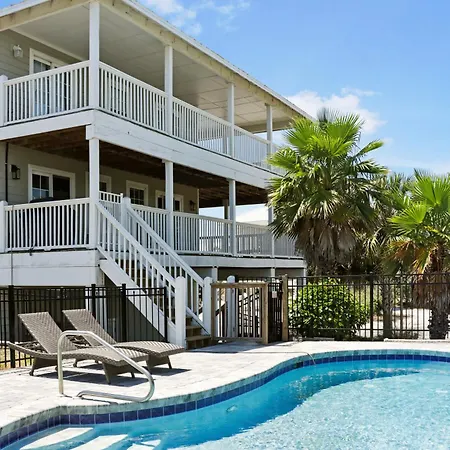 Cape Dreamin' By Pristine Property Vacation Rentals